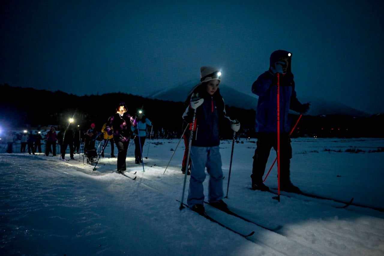 Photo of SE REALIZÓ LA 16° EDICIÓN DE LA MARCHA NOCTURNA DE ESQUÍ DE FONDO