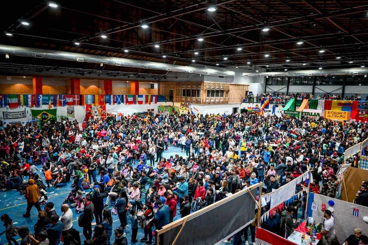 Photo of VECINOS Y VECINAS DISFRUTARON DE LA 22° EDICIÓN DE LA “FIESTA DE LAS COLECTIVIDADES”