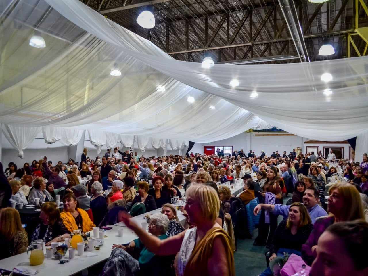 Photo of LA MUNICIPALIDAD AGASAJÓ A LOS JUBILADOS Y JUBILADAS DE USHUAIA EN SU DÍA