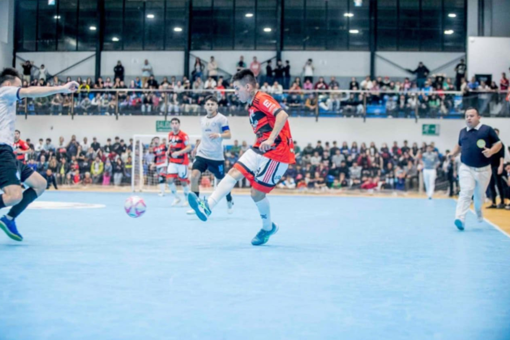 Photo of EN UN “COCHOCHO” VARGAS COLMADO, FLAMENGO SE CONSAGRÓ CAMPEÓN DE LA CONTINENTAL CUP